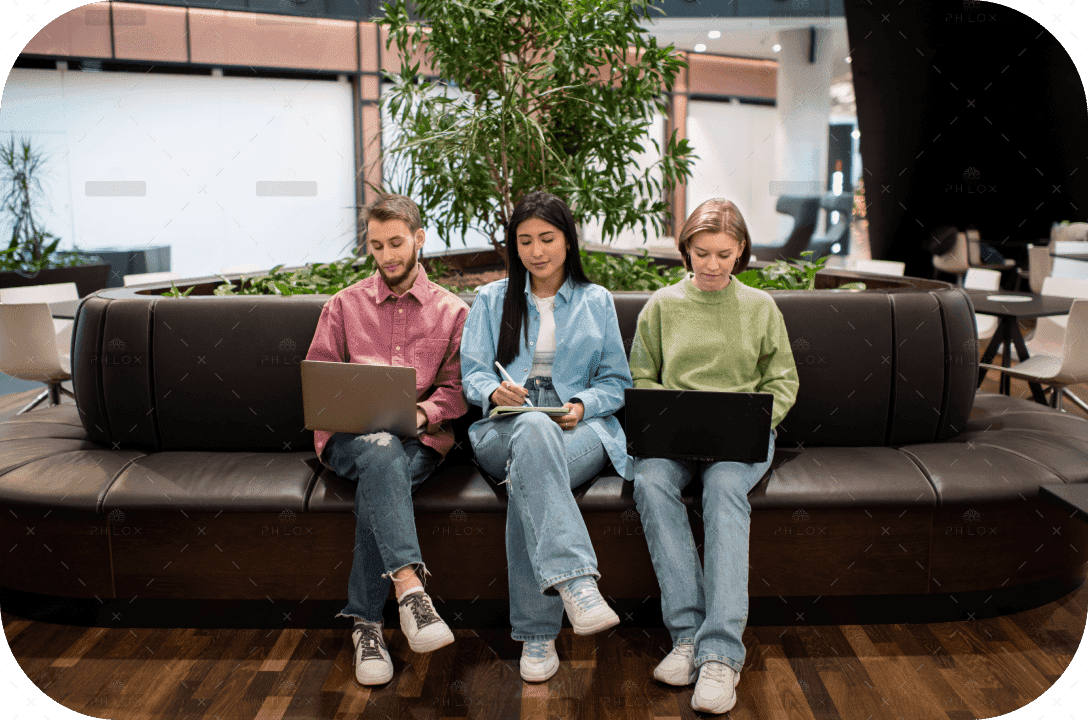 demo-attachment-804-team-working-together-project-6-2-1